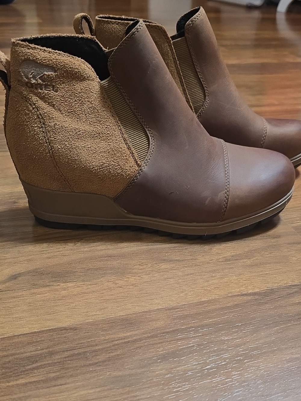 Sorel Evie Tan/Brown Leather Suede Wedge Chelsea Boots
